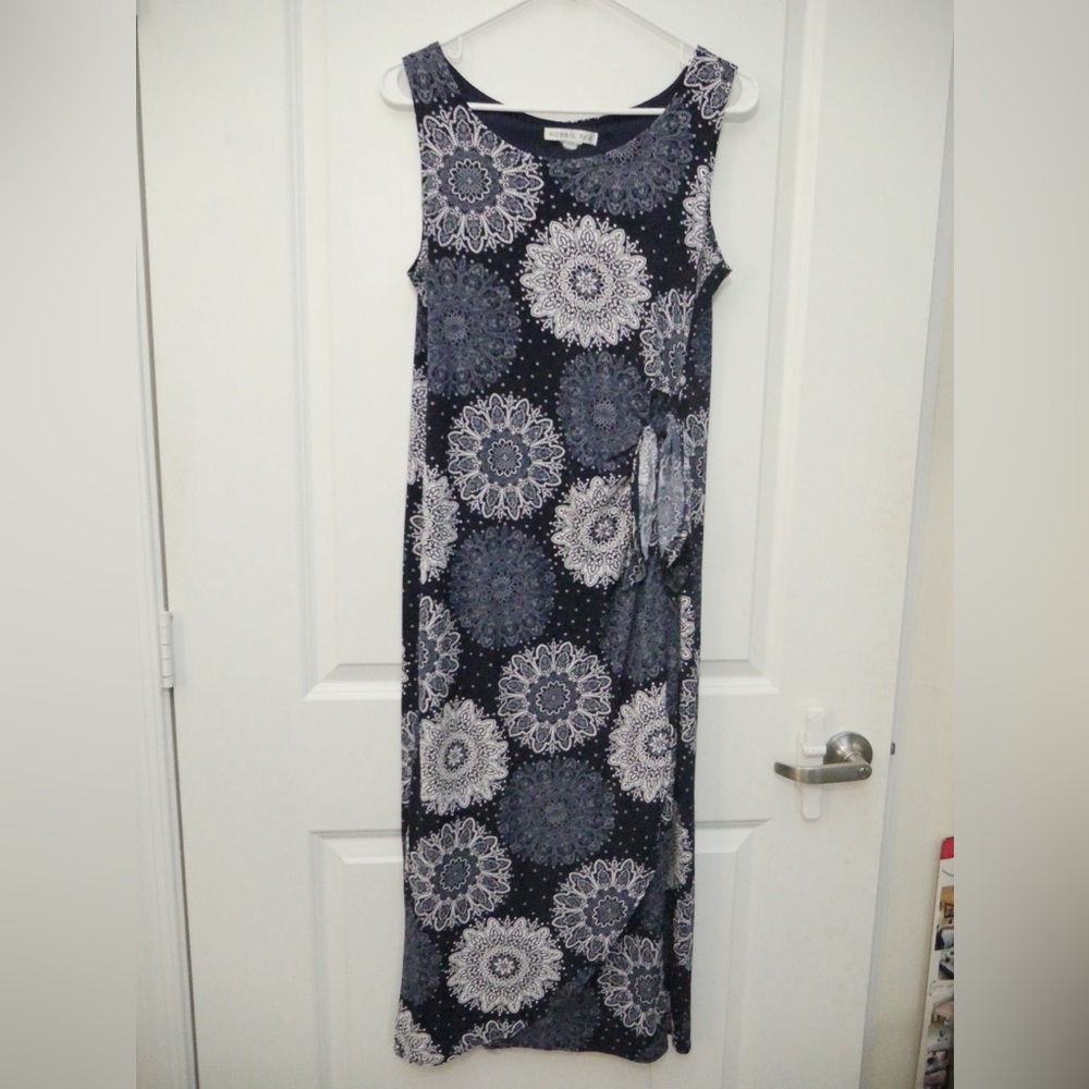 Robbie Bee Maxi Dress